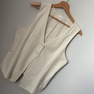 Women’s Leith Stipe V-Neck Vest with Adjustable belt size in back size large (L)